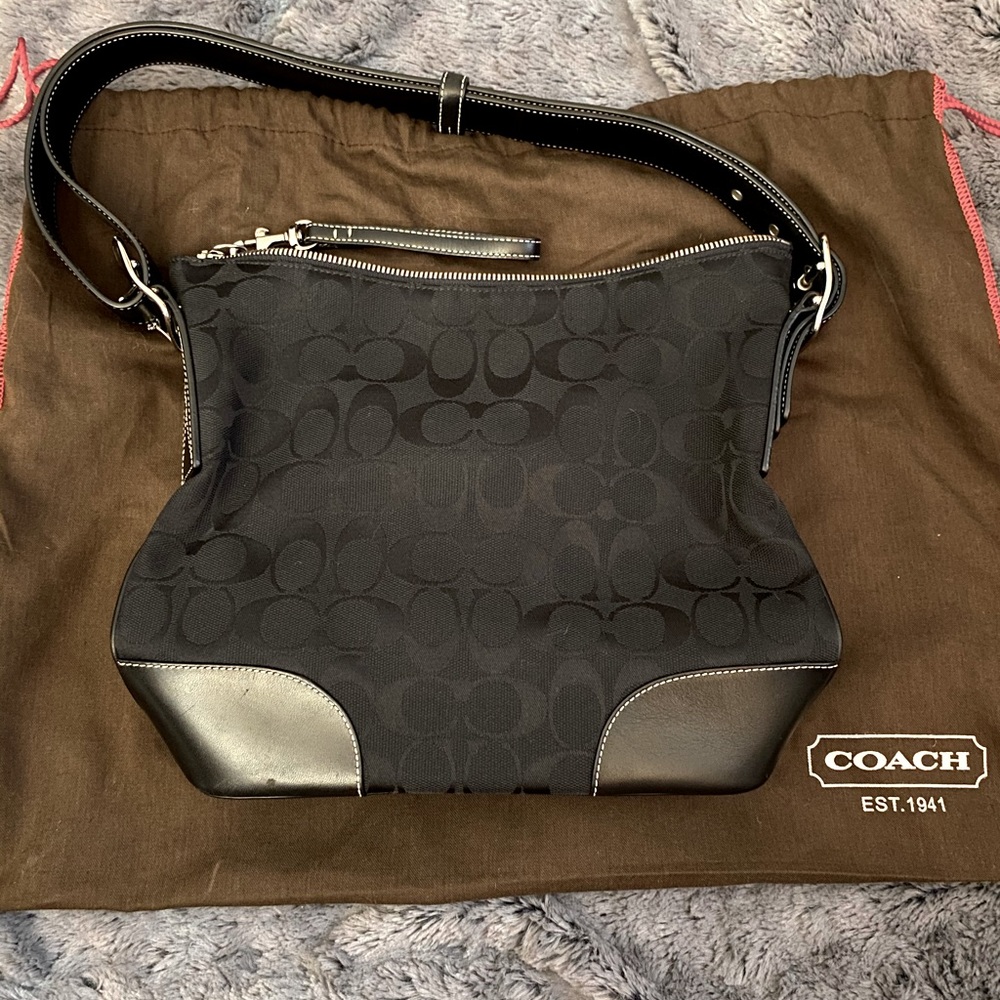 Black Coach Bag🖤